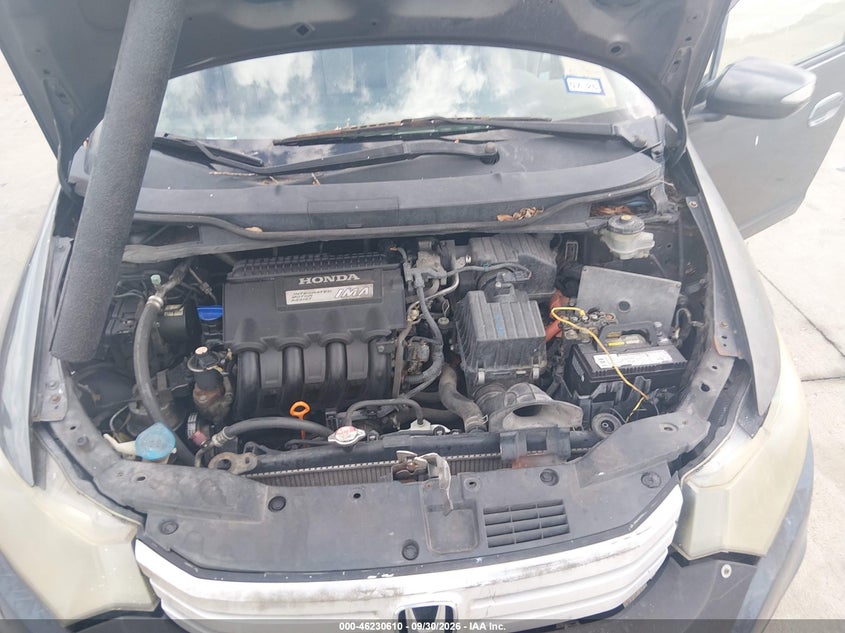 HONDA INSIGHT 2011 VIN JHMZE2H7XBS002026