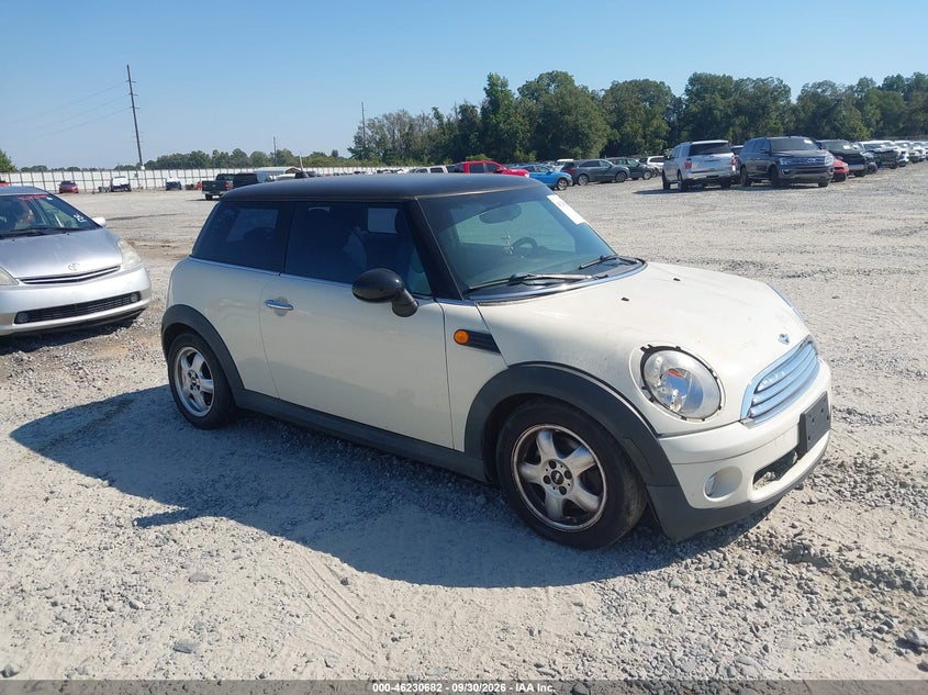 Vin: wmwmf3c51atz21553, lot: 46730676, mini cooper 2010 img_1