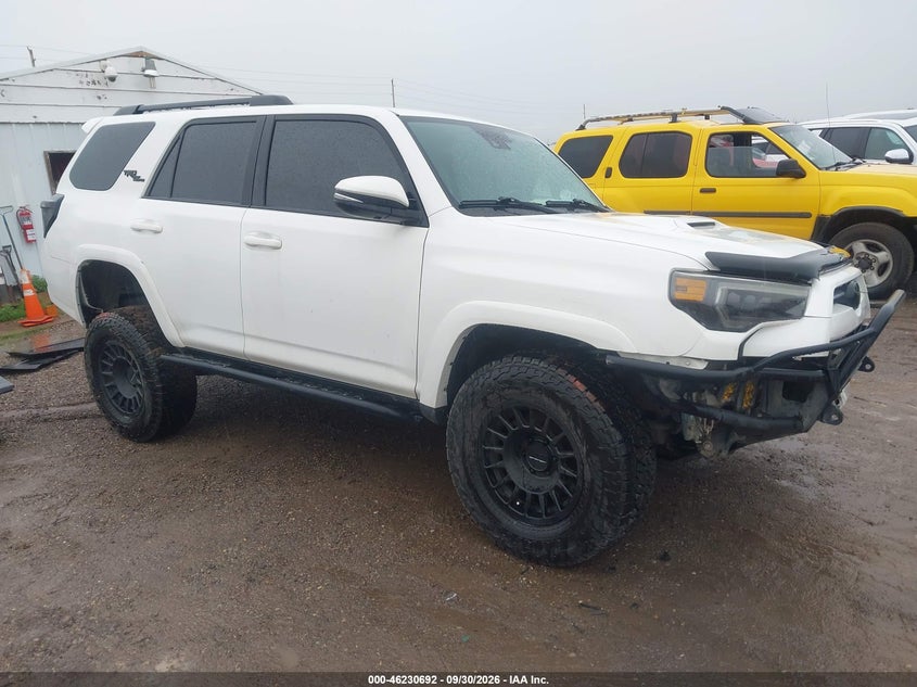 Vin: jtebu5jr5l5826028, lot: 46730686, toyota 4runner trd off road premium 2020 img_1