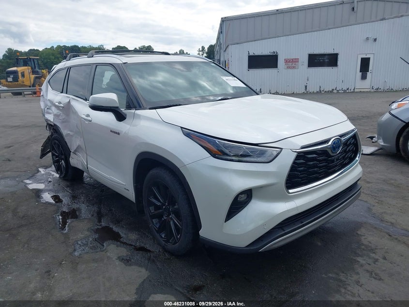 2021 TOYOTA HIGHLANDER HYBRID PLATINUM
