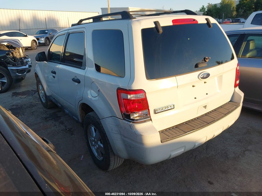 Vin: 1fmcu0d73ckc17264, lot: 46731088, ford escape xlt 20123