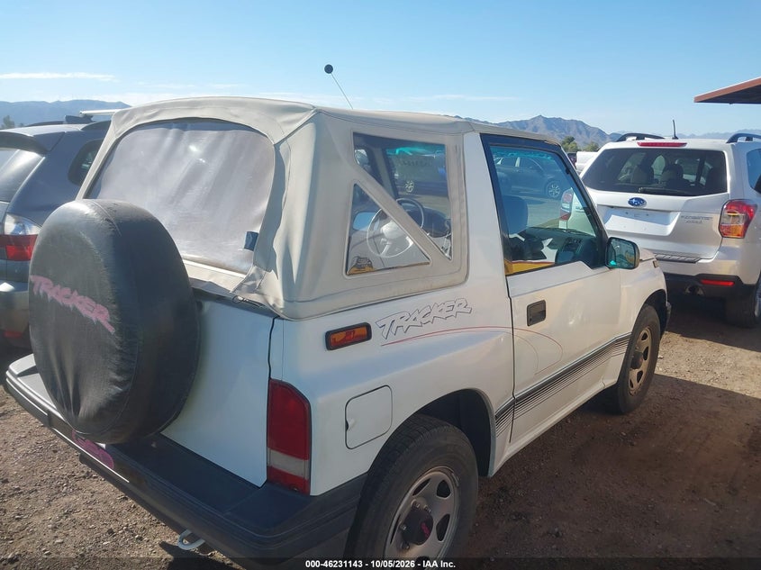 GEO TRACKER 1993 VIN 2CNBE18U2P6938389