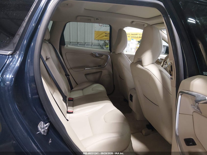VOLVO XC60 2015 VIN YV440MDK4F2724563