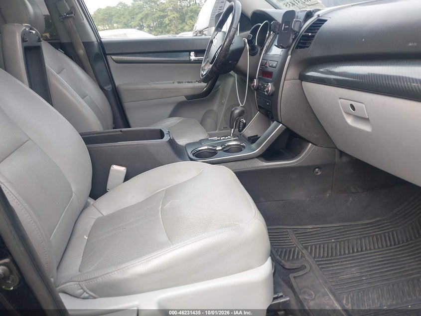 KIA SORENTO 2011 VIN 5XYKWDA2XBG172063