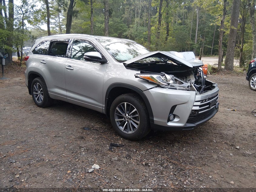 2018 TOYOTA HIGHLANDER XLE