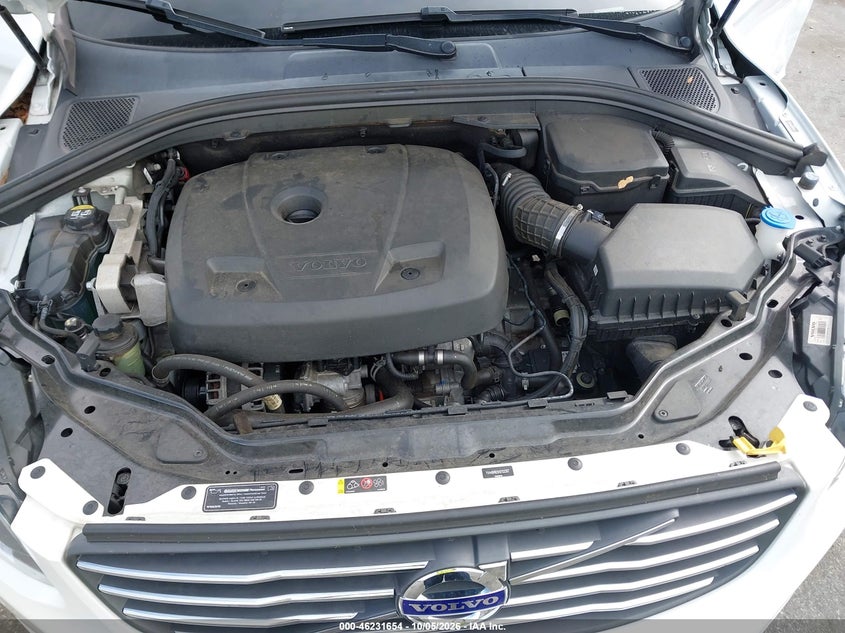 VOLVO XC60 - zdjęcie 10