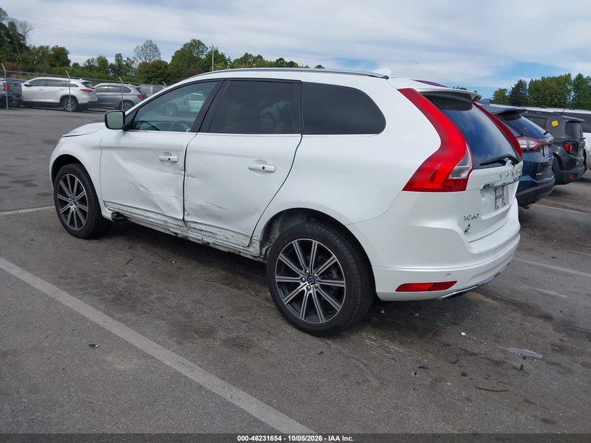 VOLVO XC60 - zdjęcie 3