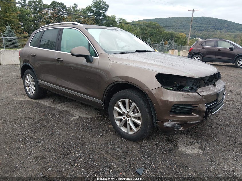 Vin: wvgef9bp5ed009730, lot: 46731717, volkswagen touareg 3.6l sport 2014 img_1