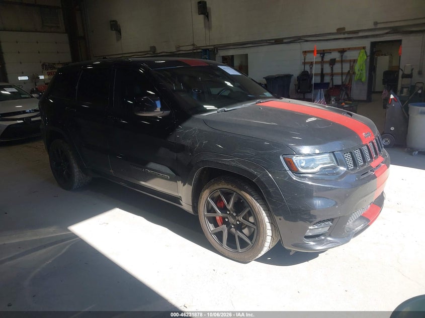 Vin: 1c4rjfdj8kc551482, lot: 46731872, jeep grand cherokee srt 2019 img_1