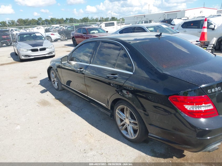 MERCEDES-BENZ C 250 2014 VIN WDDGF4HB1EG223792