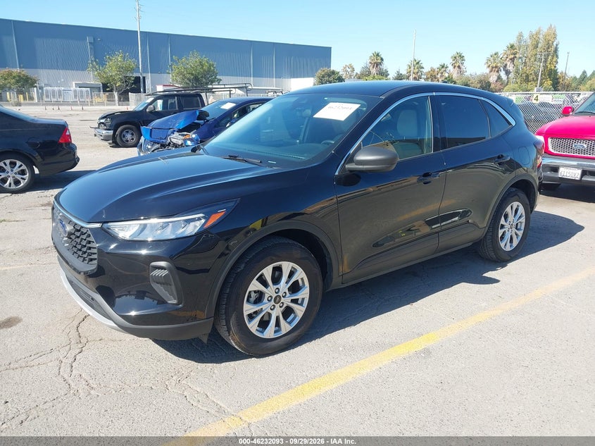 Vin: 1fmcu9gn5pua13350, lot: 46732086, ford escape active 20232