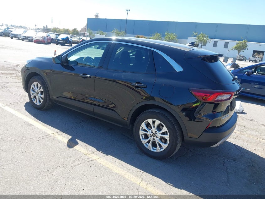 Vin: 1fmcu9gn5pua13350, lot: 46732086, ford escape active 20233