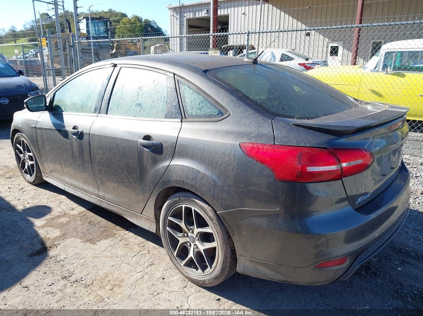 Vin: 1fadp3f24fl371974, lot: 46732147, ford focus se 20153