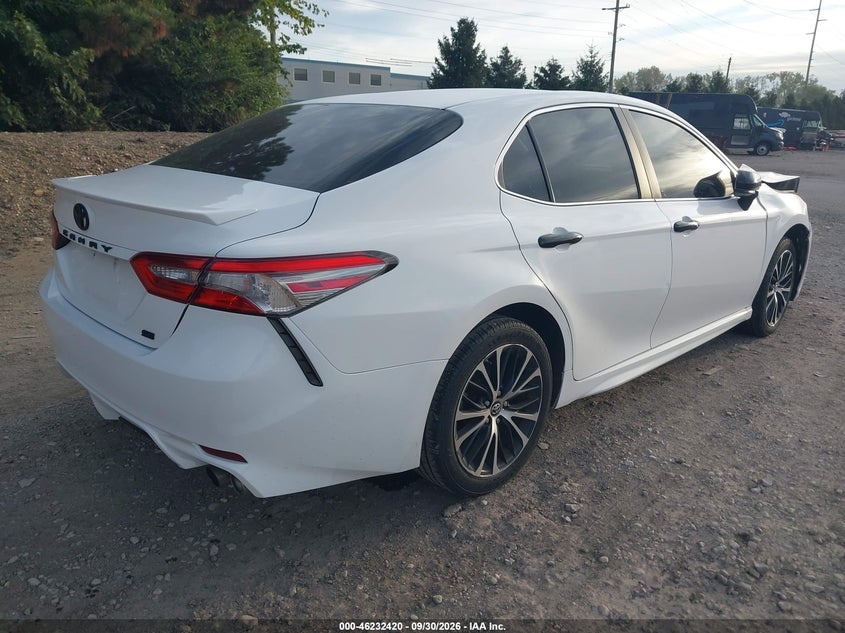 TOYOTA CAMRY - zdjęcie 4