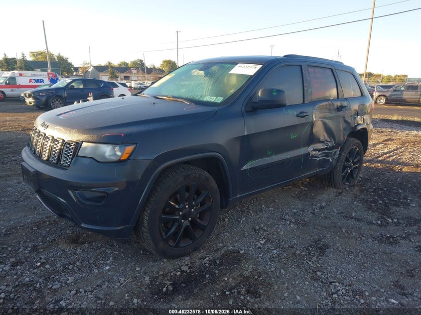 JEEP GRAND CHEROKEE - zdjęcie 2