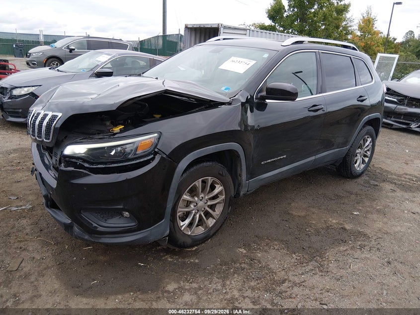 2019 Jeep Cherokee Latitude Plus 4X4, Удар спереди, IAAI, VIN 1C4PJMLB2KD423223 — фото 2