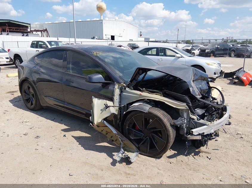 Vin: 5yj3e1etxsf940527, lot: 46732808, tesla model 3 performance all-wheel drive 2025 img_1