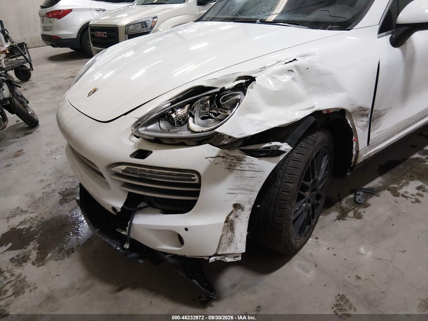 2014 PORSCHE CAYENNE PLATINUM EDITION · Фото 6