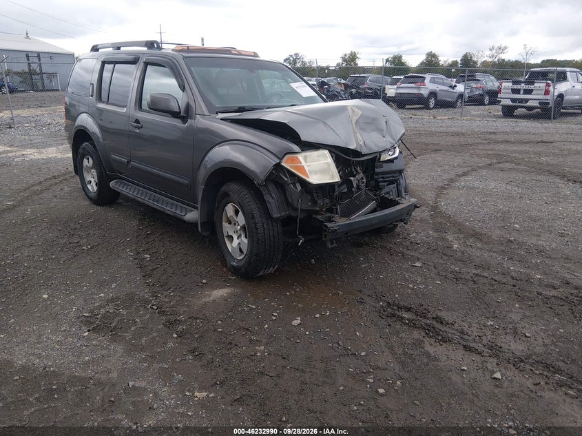 2006 NISSAN PATHFINDER SE