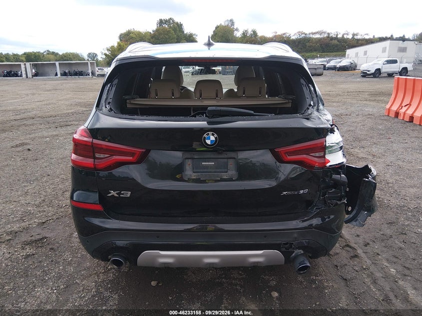 BMW X3 - zdjęcie 16
