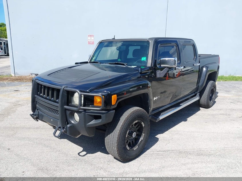HUMMER H3T 2010 VIN 5GNRNGEE3A8118990