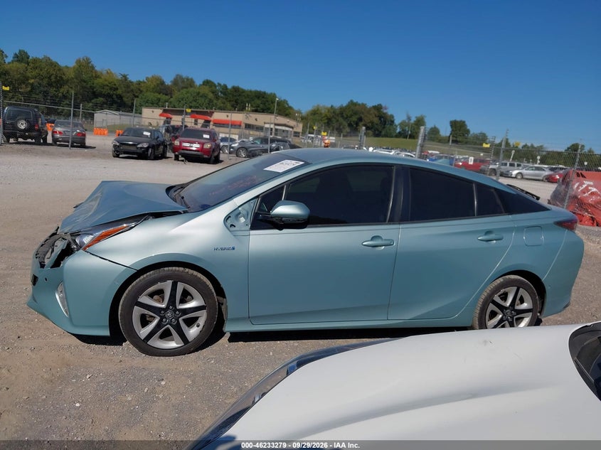 TOYOTA PRIUS - zdjęcie 14