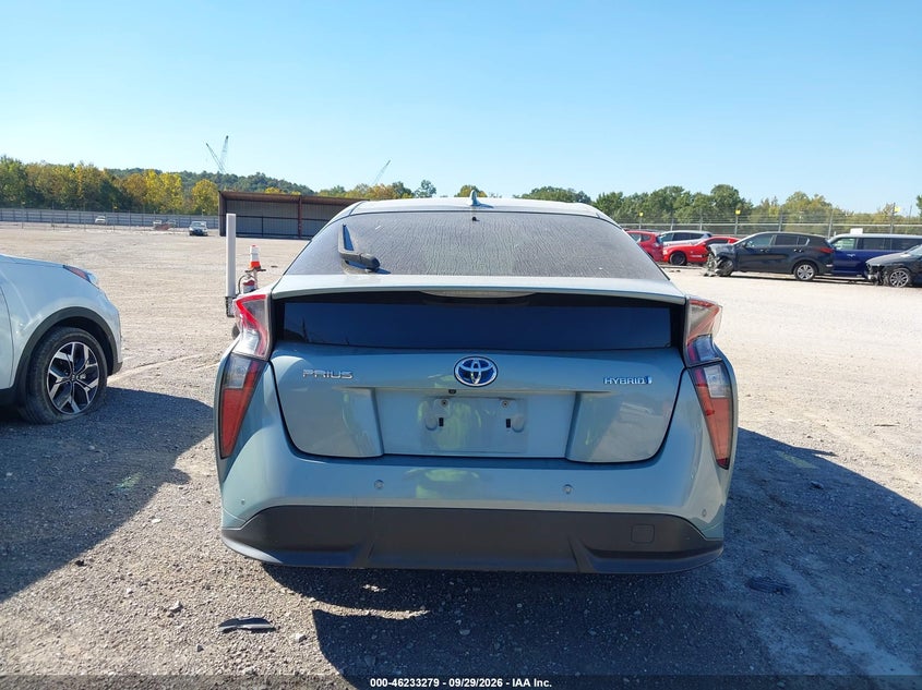 TOYOTA PRIUS - zdjęcie 16