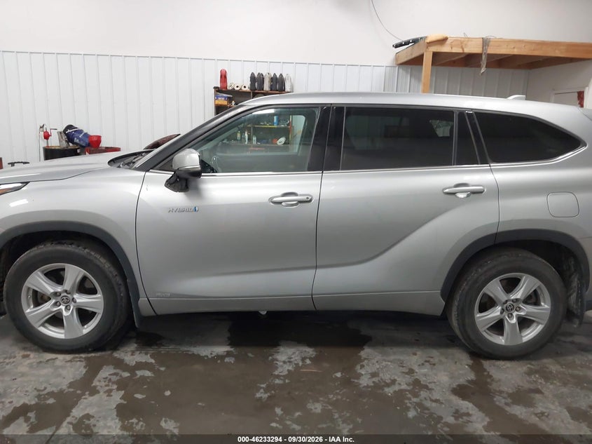TOYOTA HIGHLANDER - zdjęcie 14