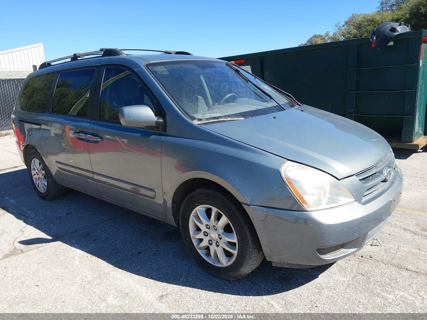 2008 KIA SEDONA LX