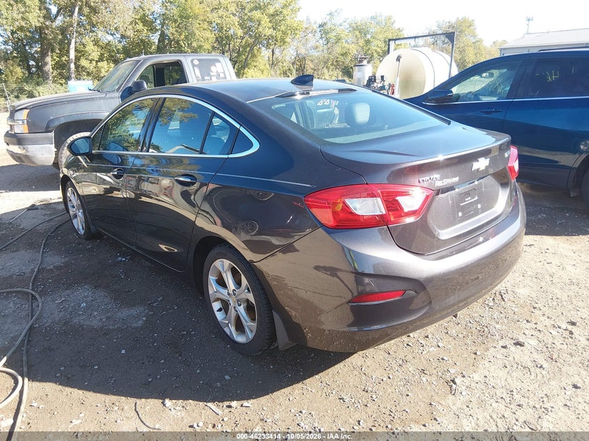Vin: 1g1bf5sm6h7143602, lot: 46733408, chevrolet cruze premier auto 20173