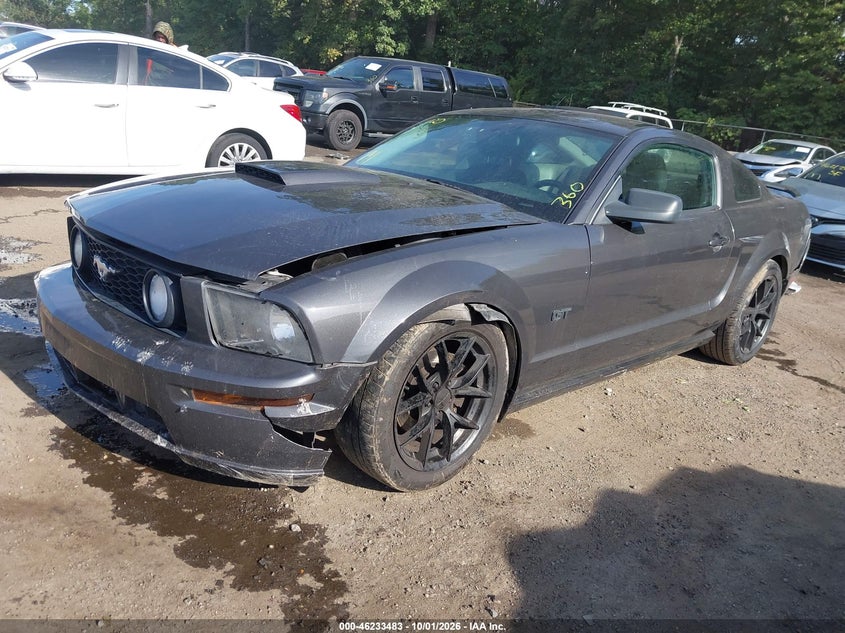 2007 Ford Mustang Gt Deluxe/Gt Premium, Front & Rear, IAAI, VIN 1ZVHT82H875235865 — photo 2