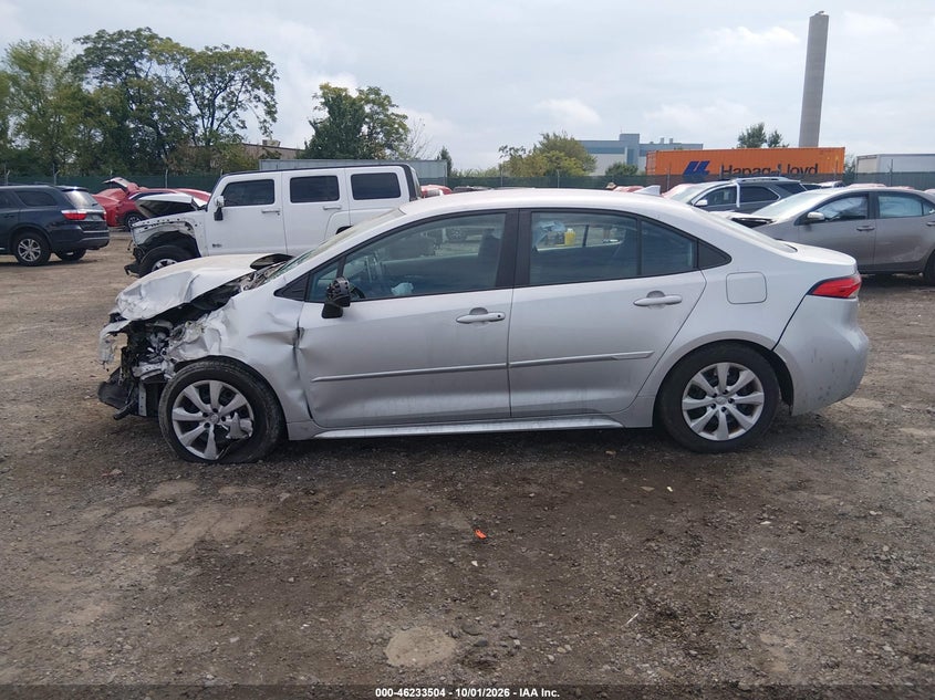 TOYOTA COROLLA - zdjęcie 14