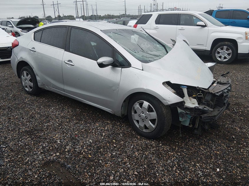 Vin: knafk4a60f5337811, lot: 46733534, kia forte lx 2015 img_1