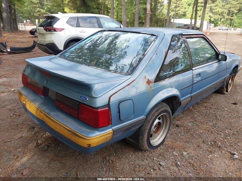 1989 FORD MUSTANG auction photo 4
