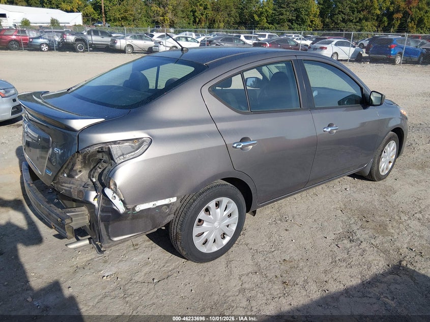 2015 NISSAN VERSA auction photo 4