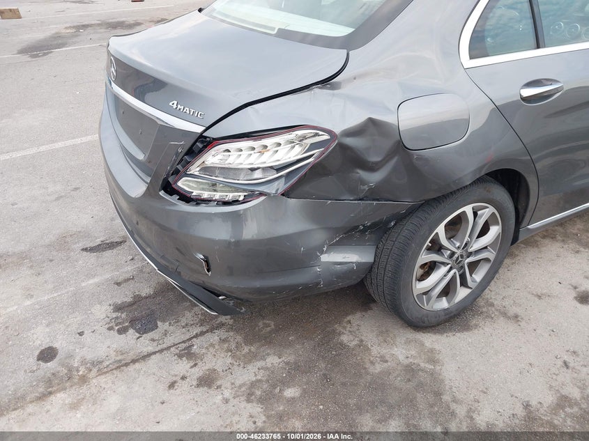 MERCEDES-BENZ C 300 - zdjęcie 6