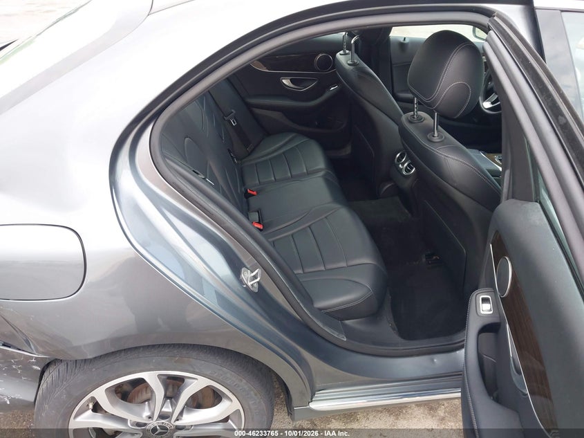 MERCEDES-BENZ C 300 - zdjęcie 8