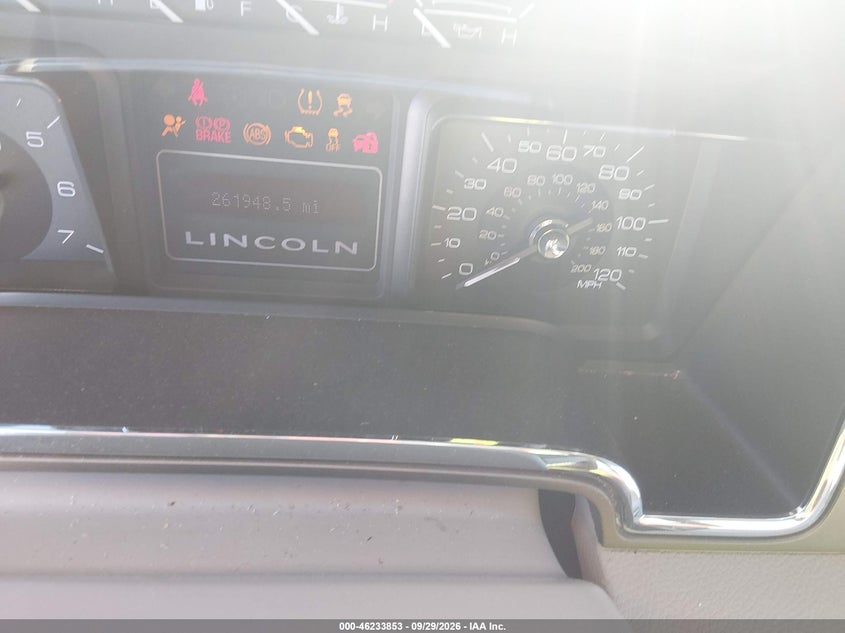 LINCOLN NAVIGATOR 2012 VIN 5LMJJ2H5XCEL00223