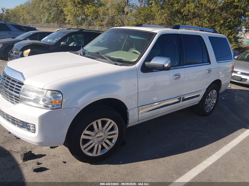 2012 LINCOLN NAVIGATOR auction photo 2