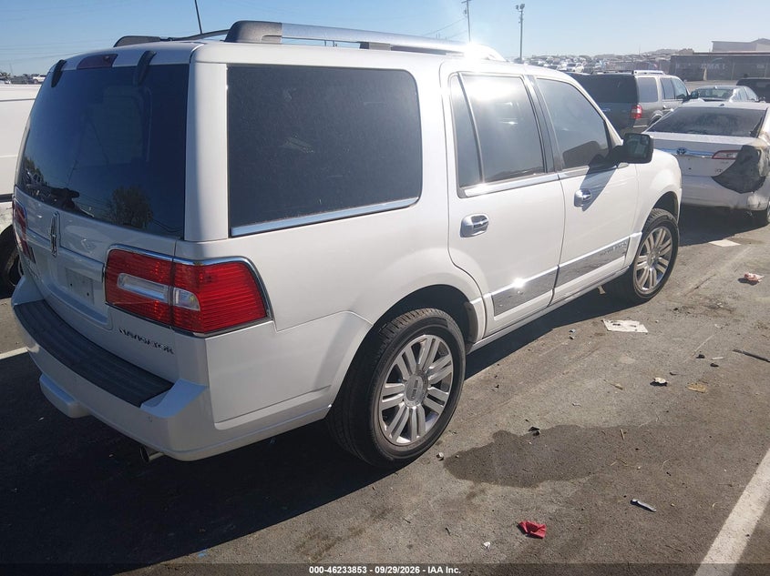 2012 LINCOLN NAVIGATOR auction photo 4