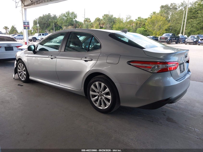 TOYOTA CAMRY - zdjęcie 3