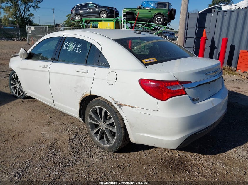 Vin: 1c3ccbbg7dn745657, lot: 46734090, chrysler 200 touring 20133