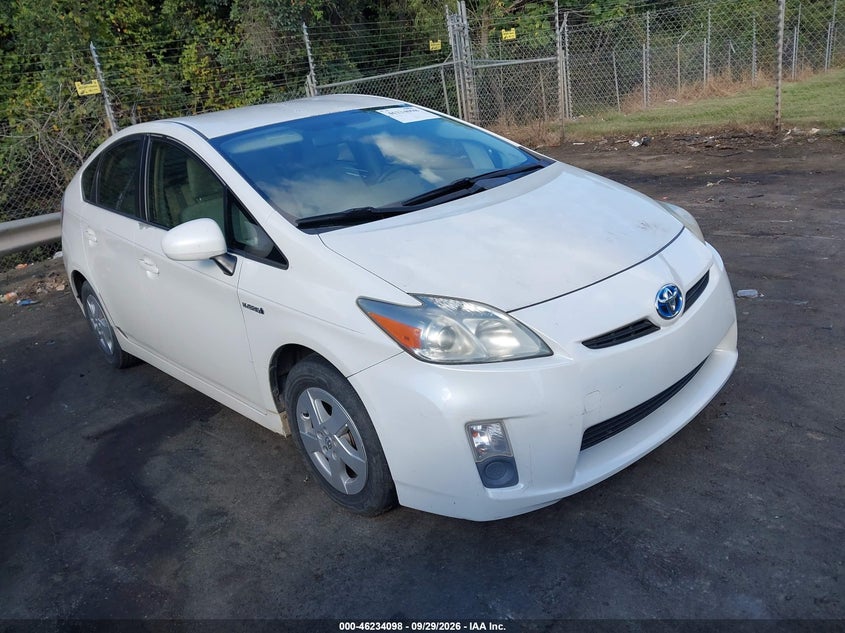 Vin: jtdkn3du2b1399323, lot: 46734092, toyota prius three 20111