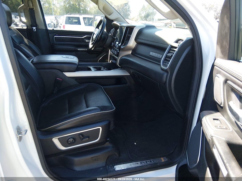 2022 RAM 1500 auction photo 5