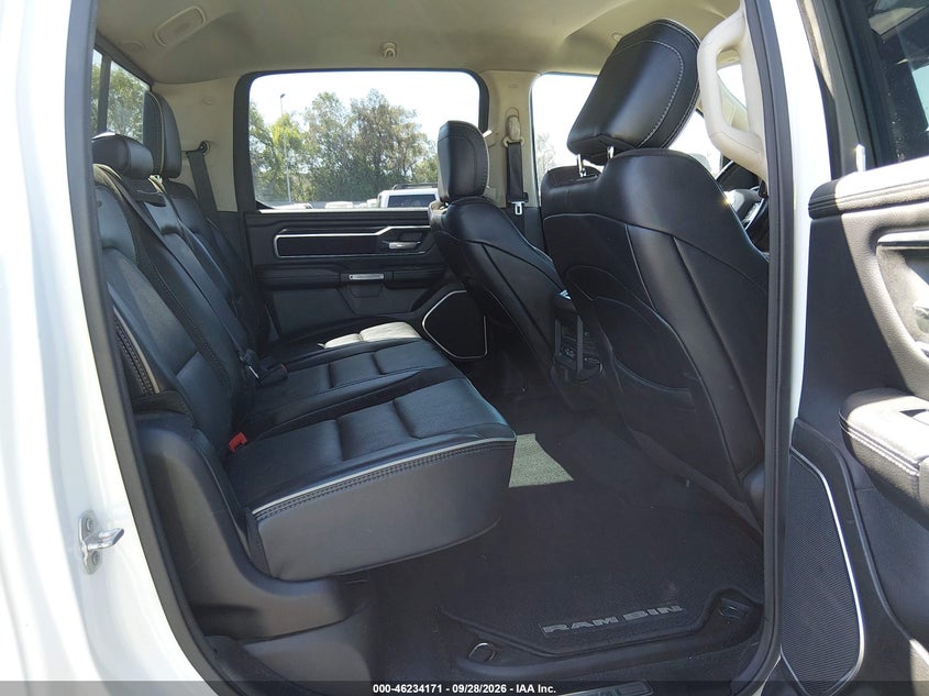 2022 RAM 1500 auction photo 8
