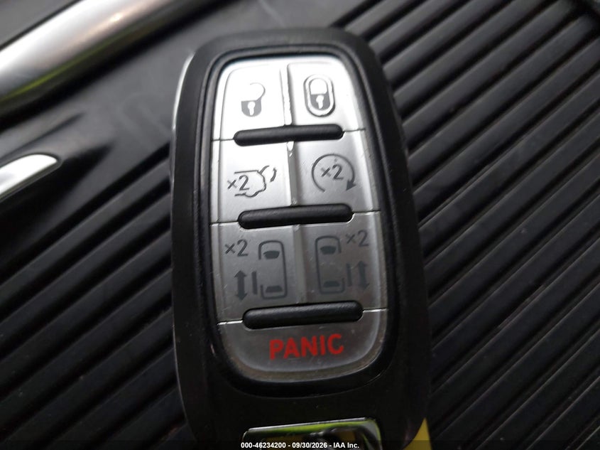 CHRYSLER PACIFICA - zdjęcie 11