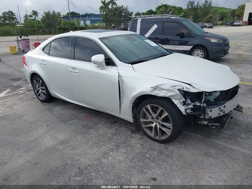 Vin: jthba1d24j5067274, lot: 46734405, lexus is 300 2018 img_1