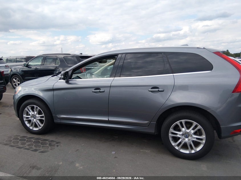 VOLVO XC60 - zdjęcie 14