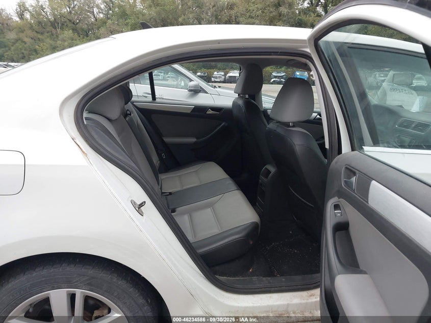 2013 VOLKSWAGEN JETTA HYBRID auction photo 8