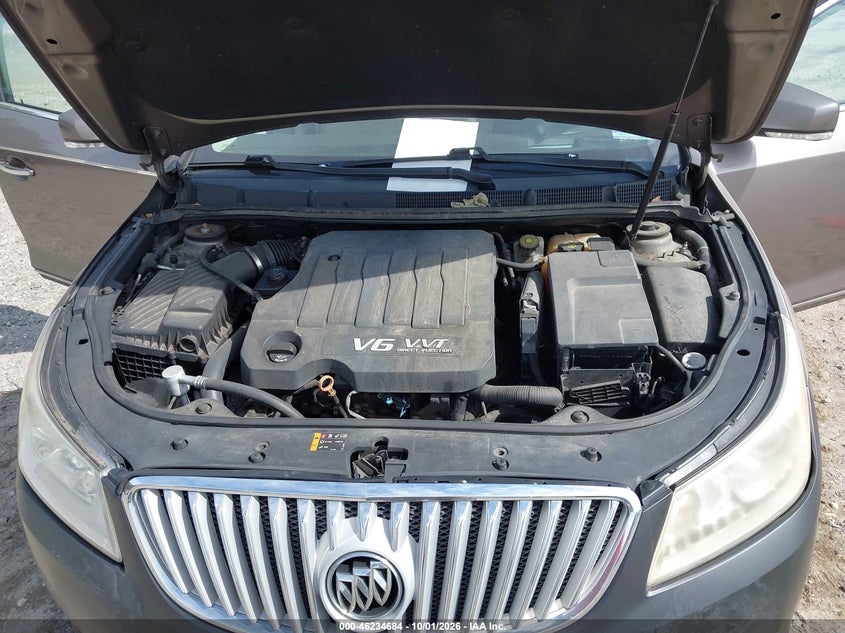 Photo 10 - BUICK LACROSSE